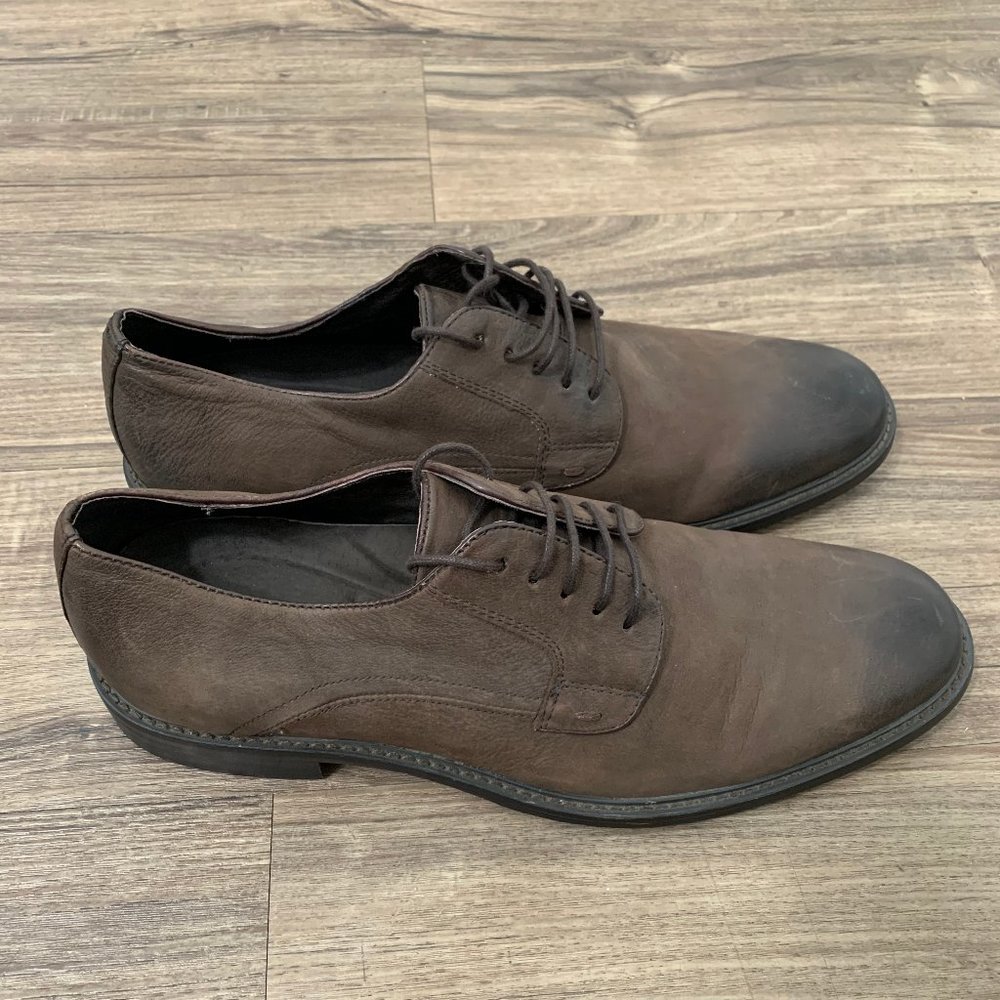 Banana Republic Dress Shoes, Size 9.5, Brown, Leather - Picture 2 of 3